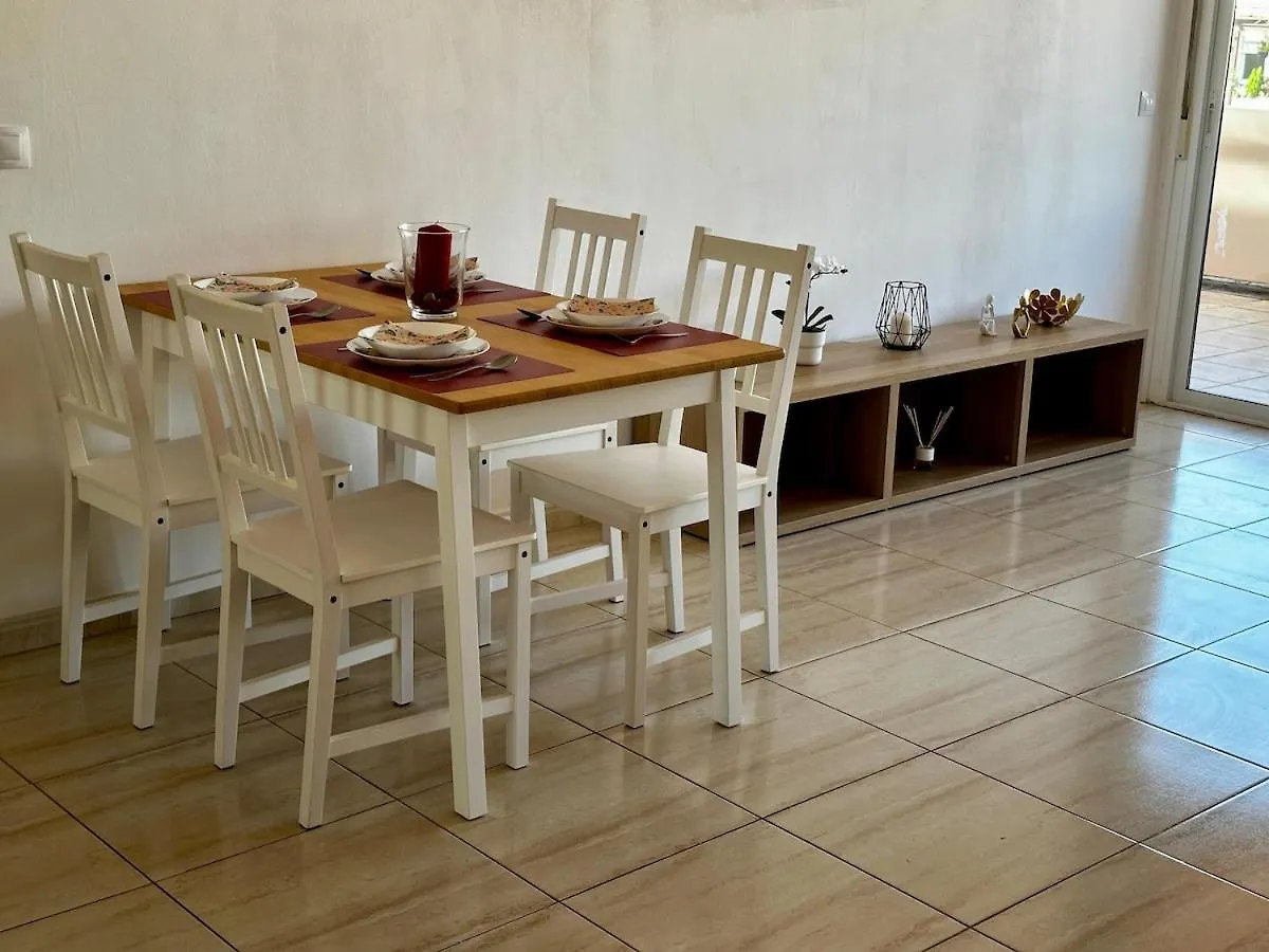 Spacious Flat Near The Sea سان ميغيل ذي أبونا 0*,