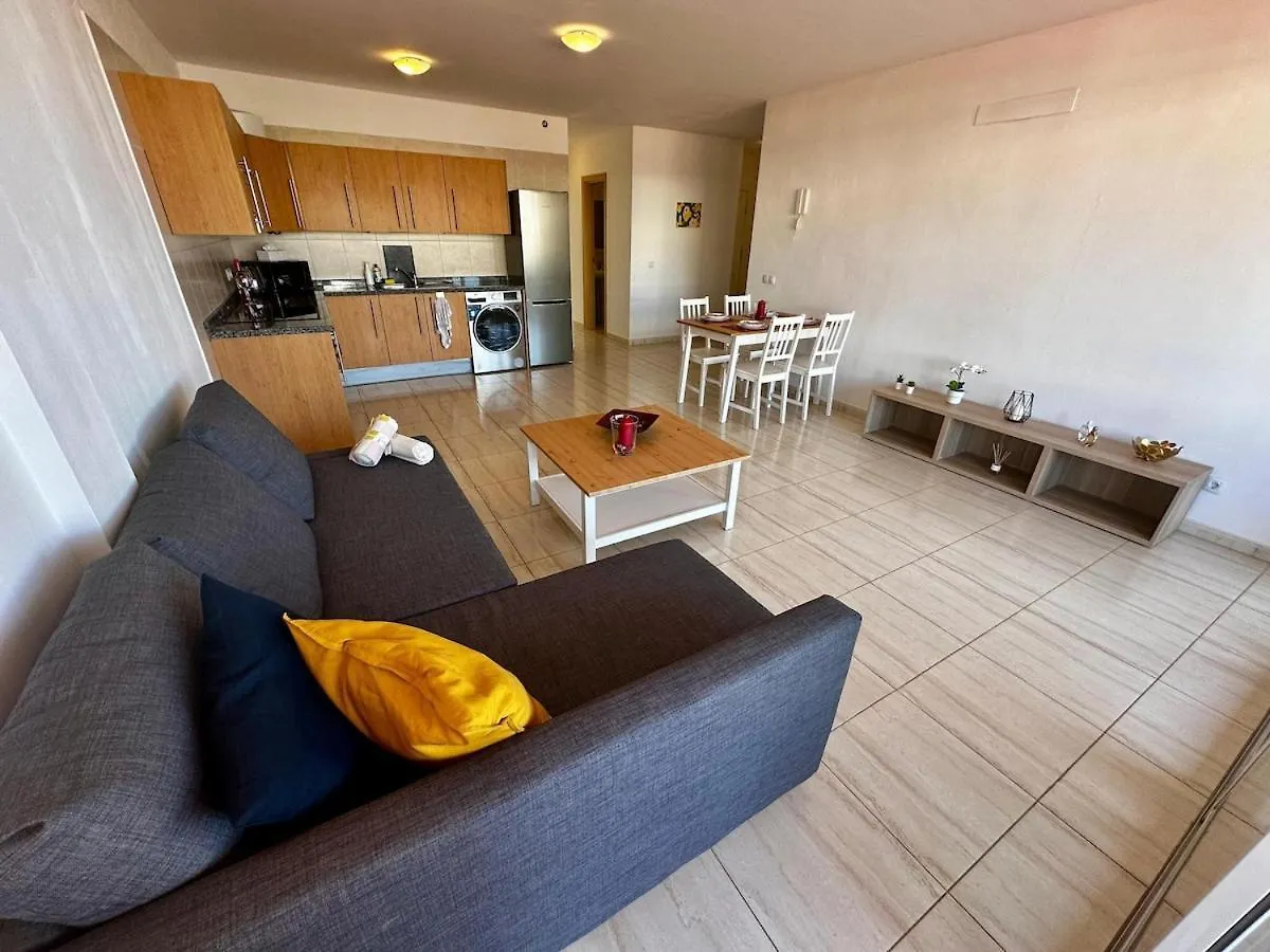 Spacious Flat Near The Sea سان ميغيل ذي أبونا